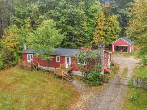 83 North River Road Epping NH 03042