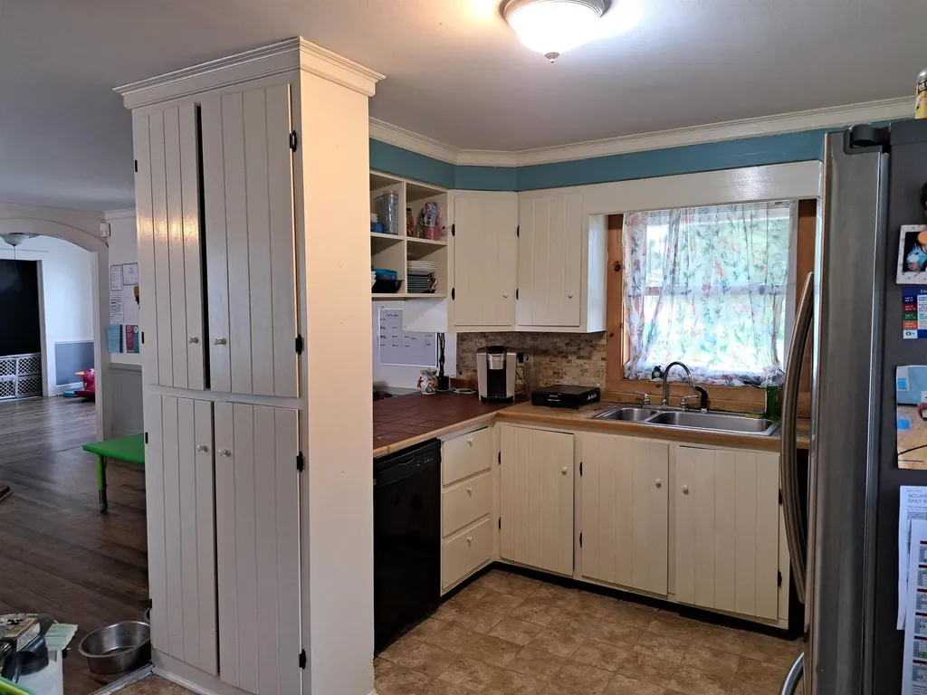 33 Vance Hill Road Newport Town VT 05857