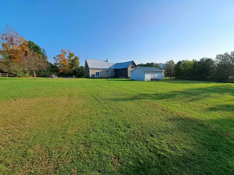 33 Vance Hill Road Newport Town VT 05857