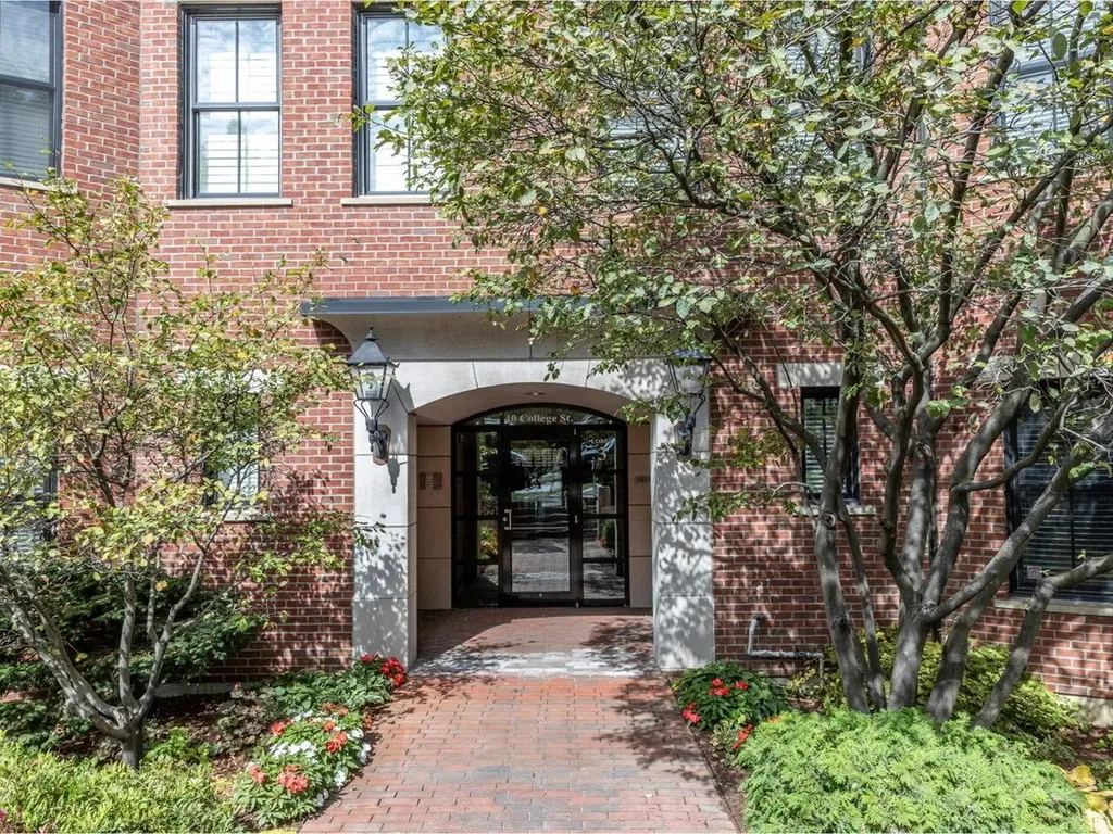 40 College Street Burlington VT 05401