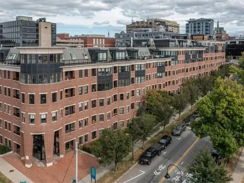 40 College Street Burlington VT 05401