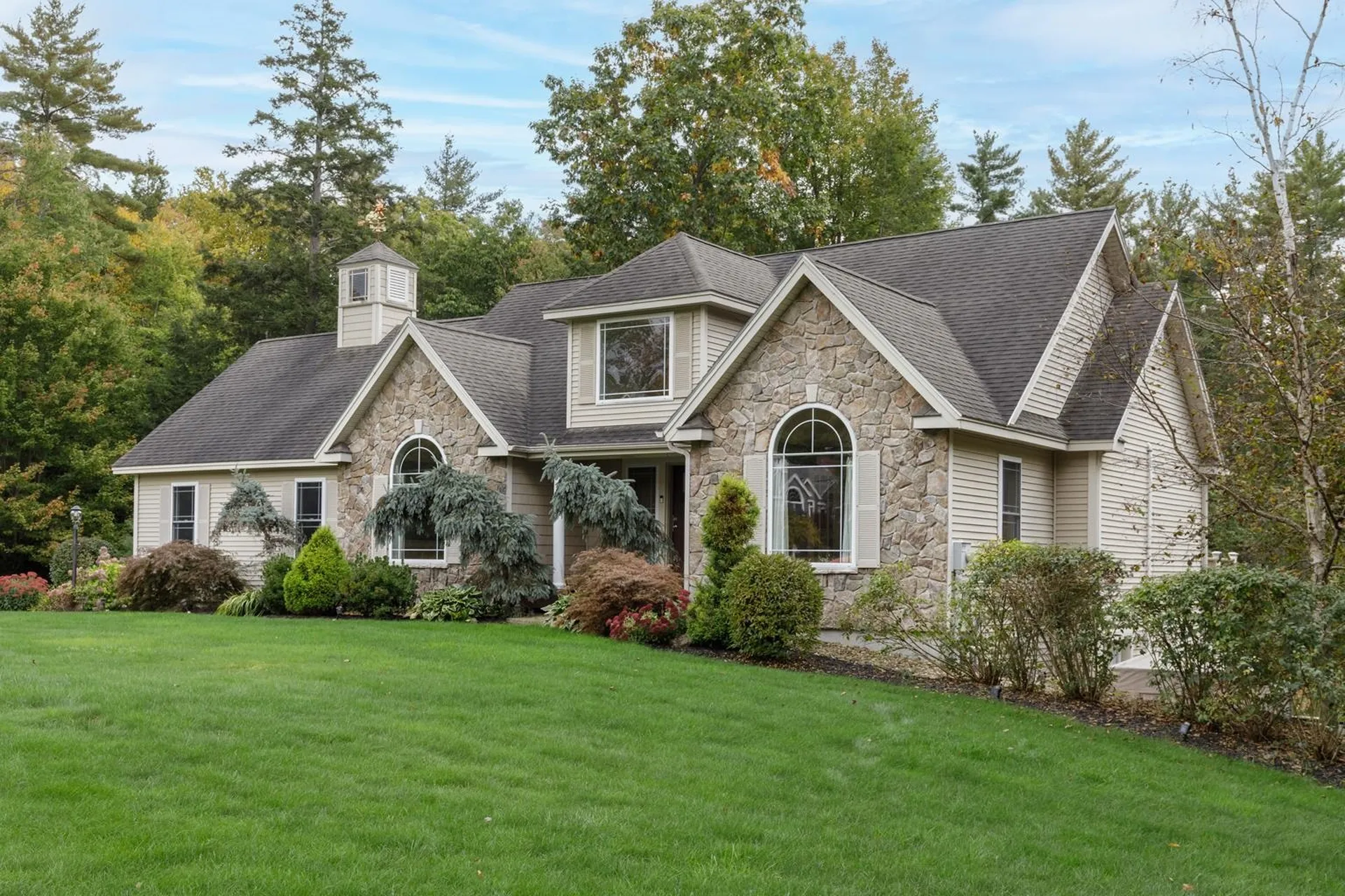 29 Esther Drive Bedford NH 03110