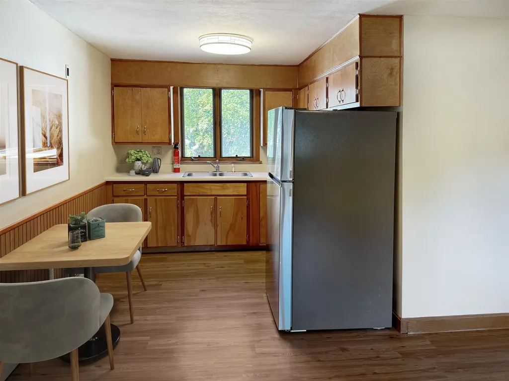 11b Lincoln Street Exeter NH 03833