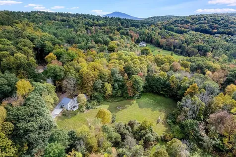 152 Rice Road Hartland VT 05048
