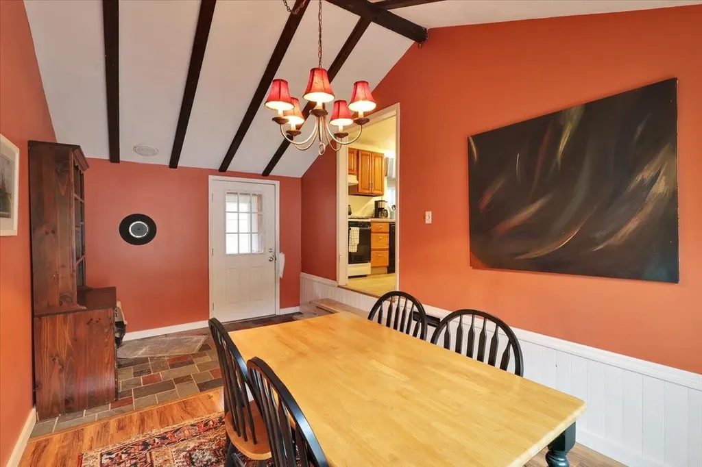 161 Woodlawn Road Burlington VT 05408