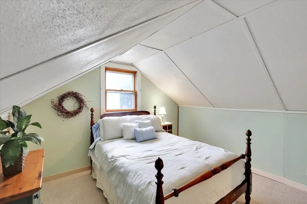 161 Woodlawn Road Burlington VT 05408