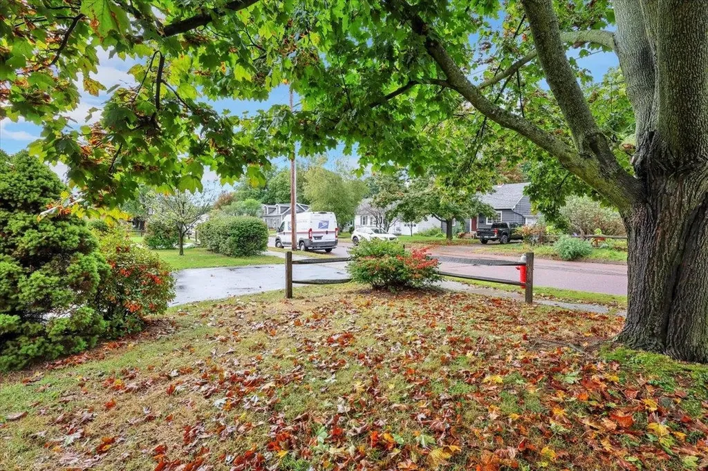 161 Woodlawn Road Burlington VT 05408