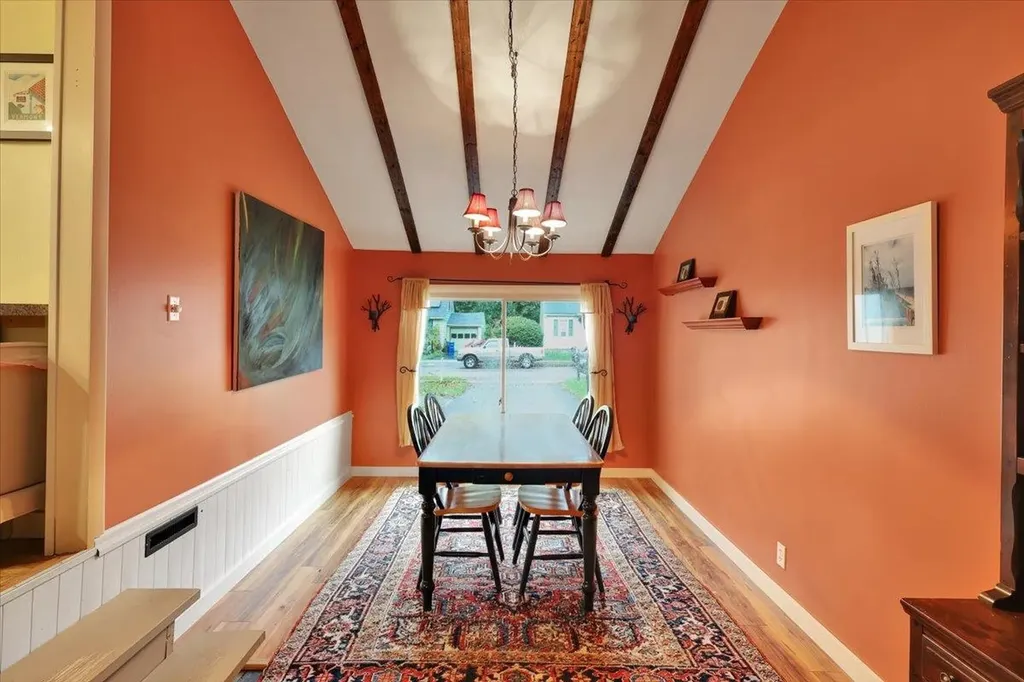 161 Woodlawn Road Burlington VT 05408