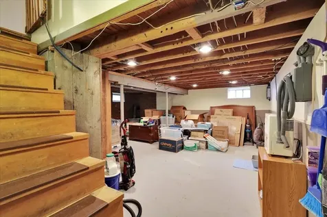 161 Woodlawn Road Burlington VT 05408