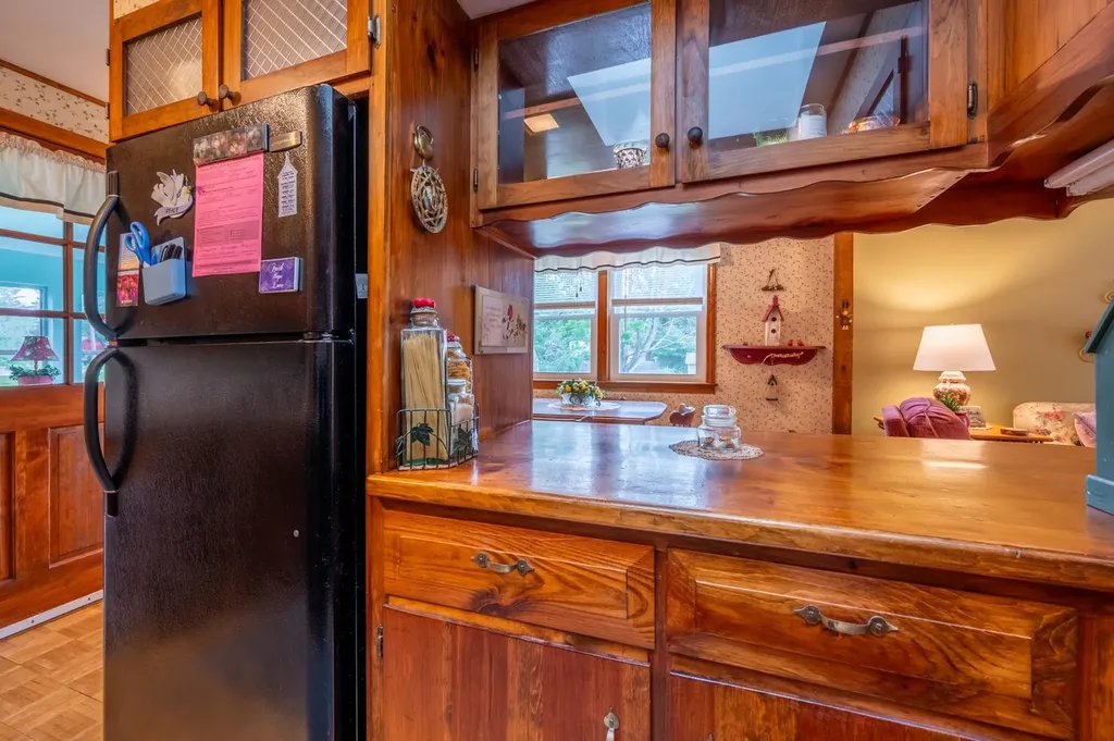 49 Woodrow Avenue Franklin NH 03235