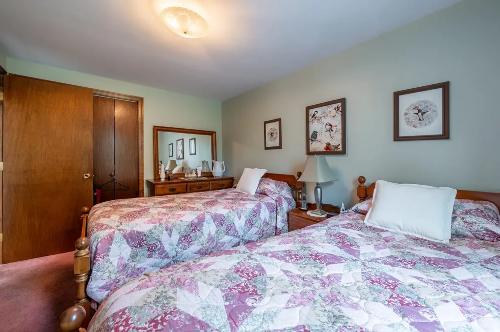 49 Woodrow Avenue Franklin NH 03235