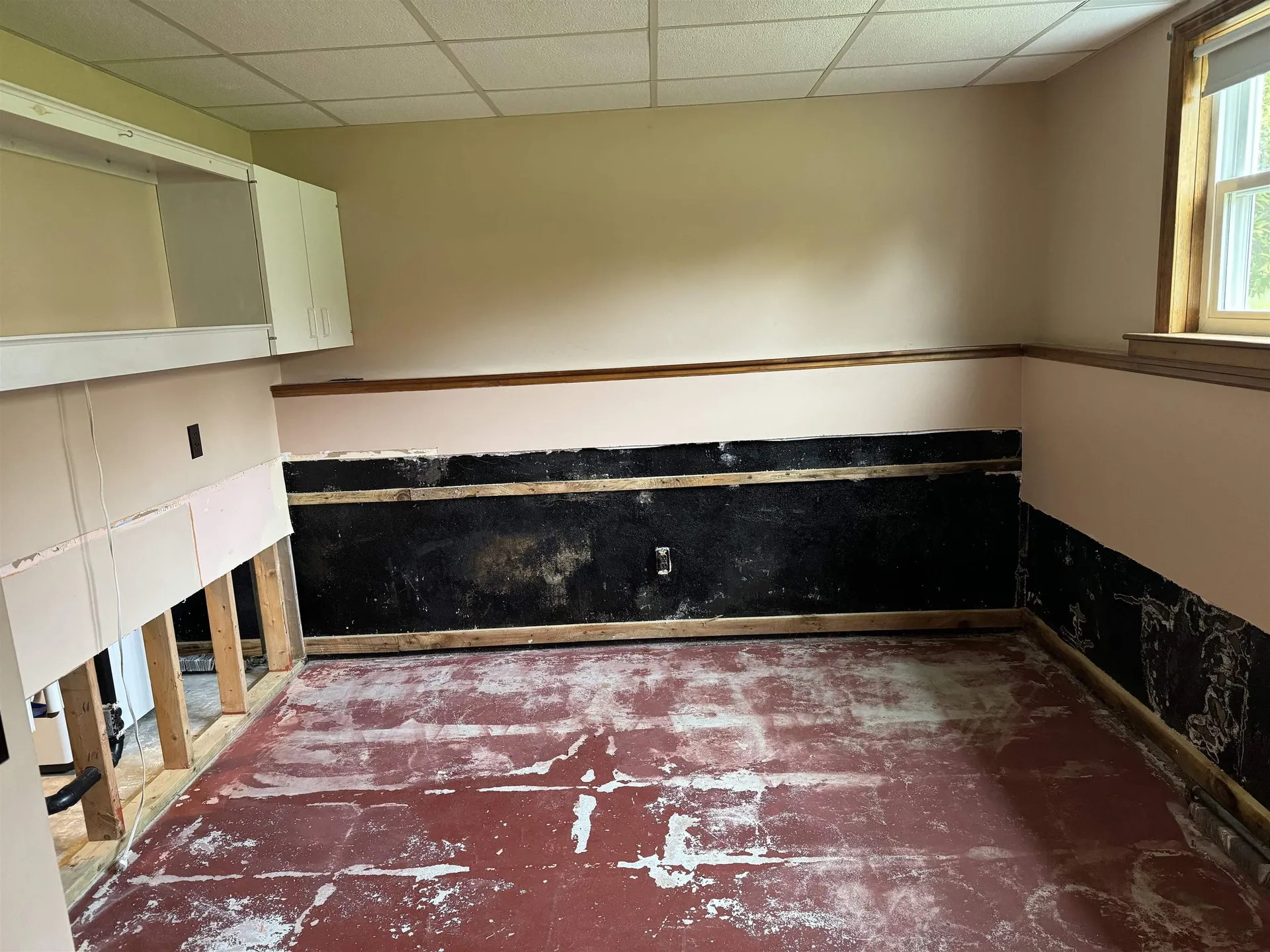 49 Woodrow Avenue Franklin NH 03235