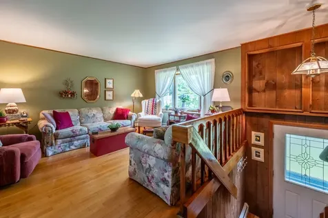 49 Woodrow Avenue Franklin NH 03235