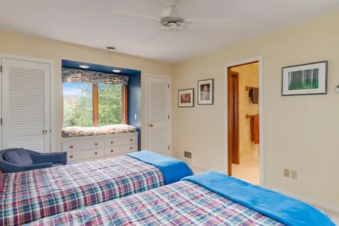 62 Garden Road Stowe VT 05672