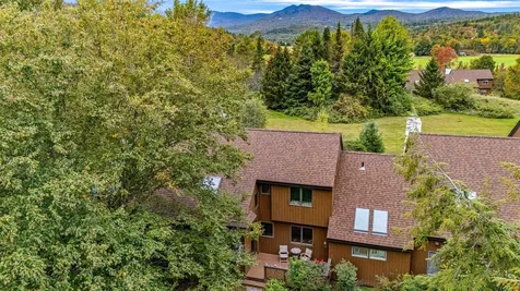 62 Garden Road Stowe VT 05672