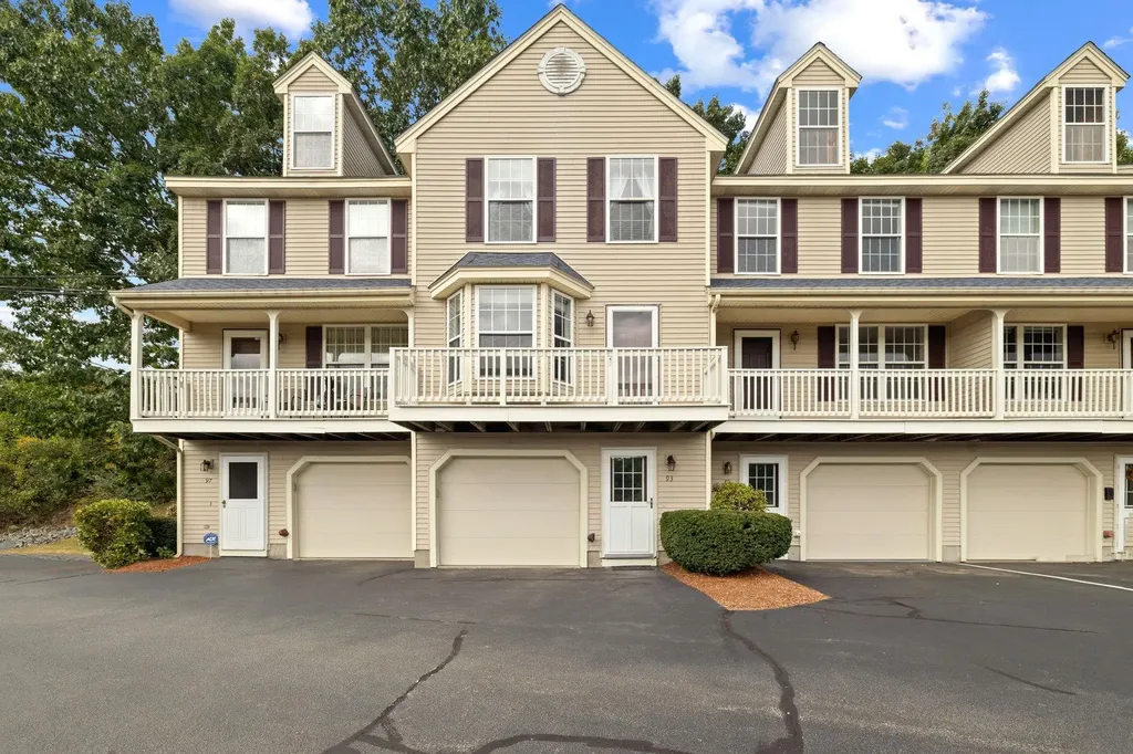 93 Wellington Hill Road Manchester NH 03104