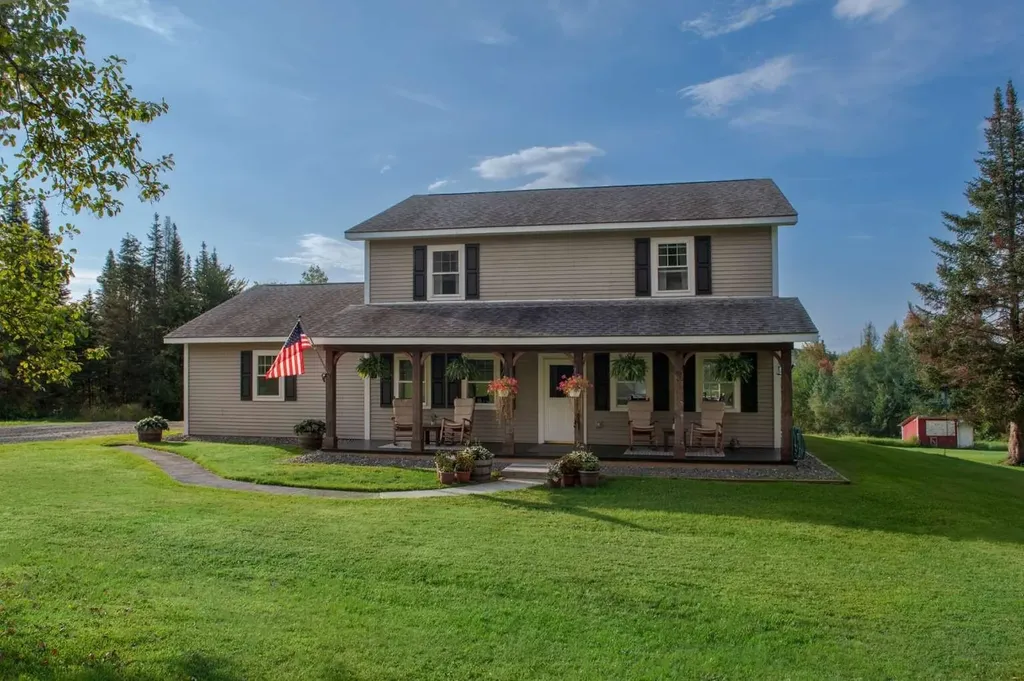 130 Center Road Hardwick VT 05843