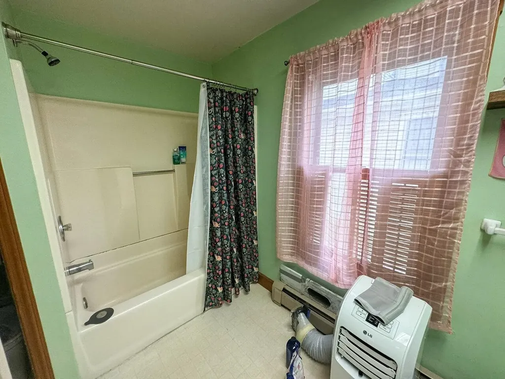 246 North Winooski Avenue Burlington VT 05401