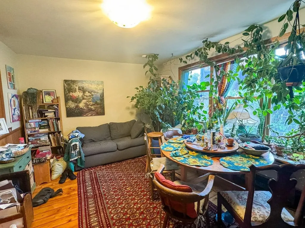 246 North Winooski Avenue Burlington VT 05401