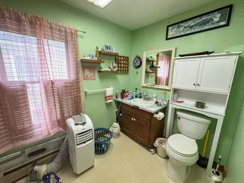 246 North Winooski Avenue Burlington VT 05401