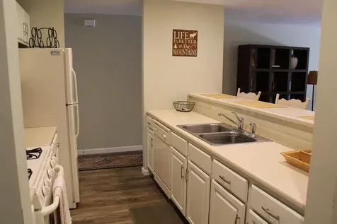 13 White Oak Lane Lincoln NH 03251