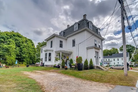 28 Knight Street Rochester NH 03867