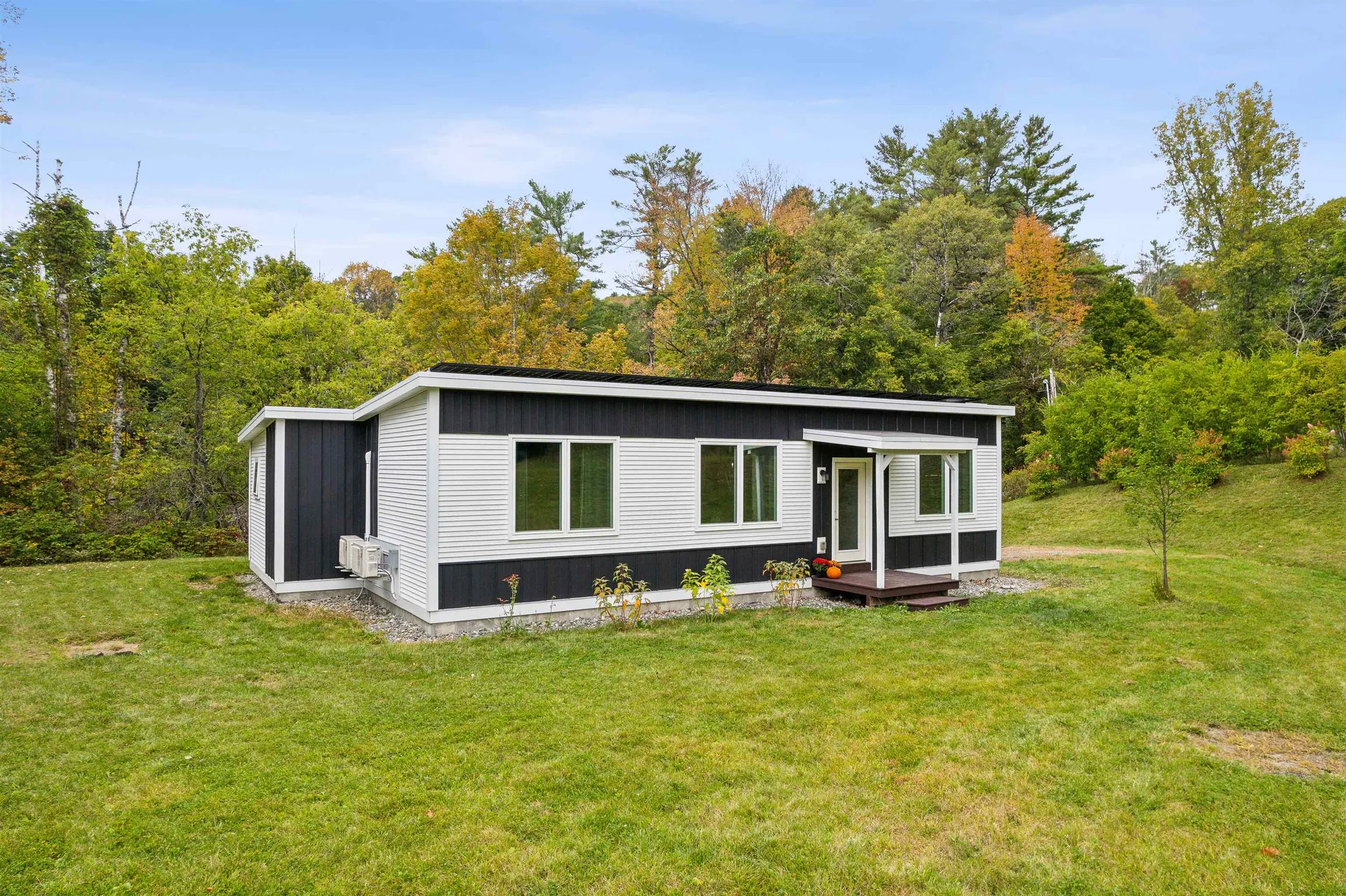 115 School Street Hartford VT 05009