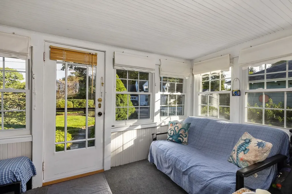 17 Wyman Avenue Kittery ME 03904