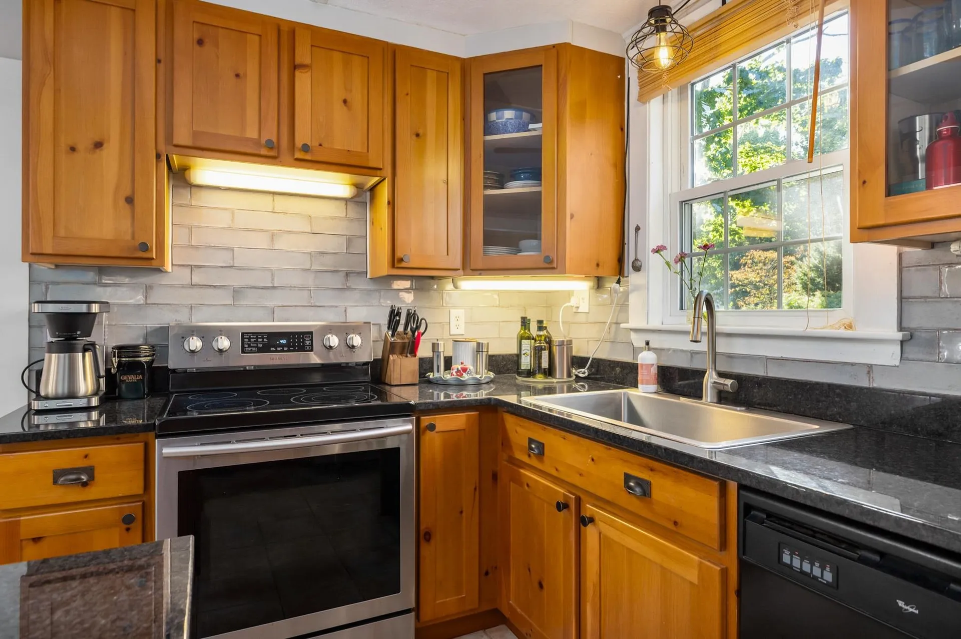 17 Wyman Avenue Kittery ME 03904