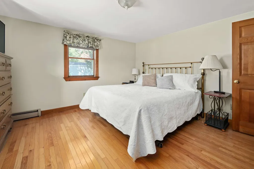 235 Hanscom Road Eliot ME 03903