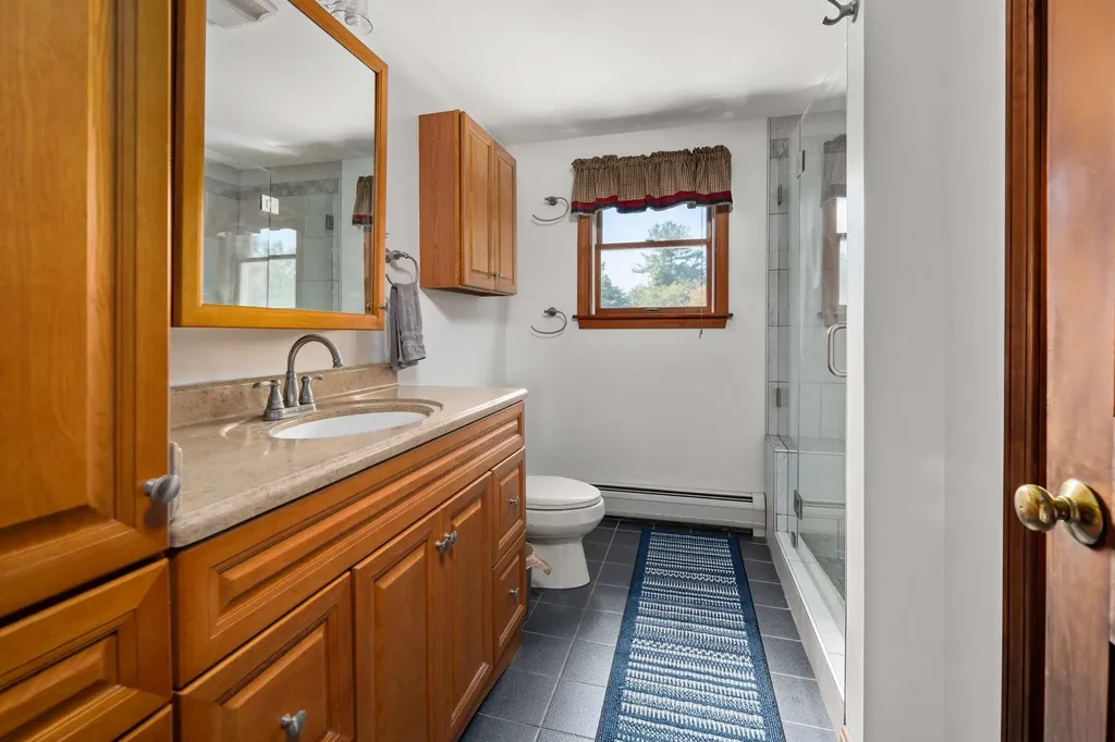 235 Hanscom Road Eliot ME 03903