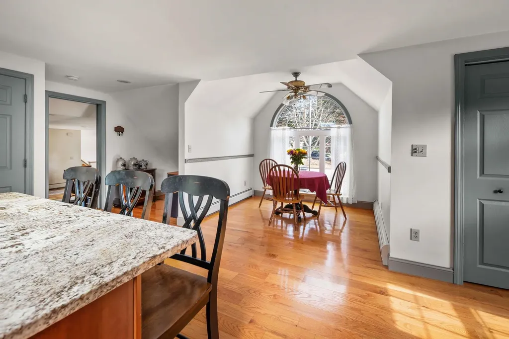 235 Hanscom Road Eliot ME 03903