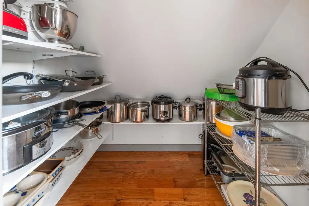 235 Hanscom Road Eliot ME 03903