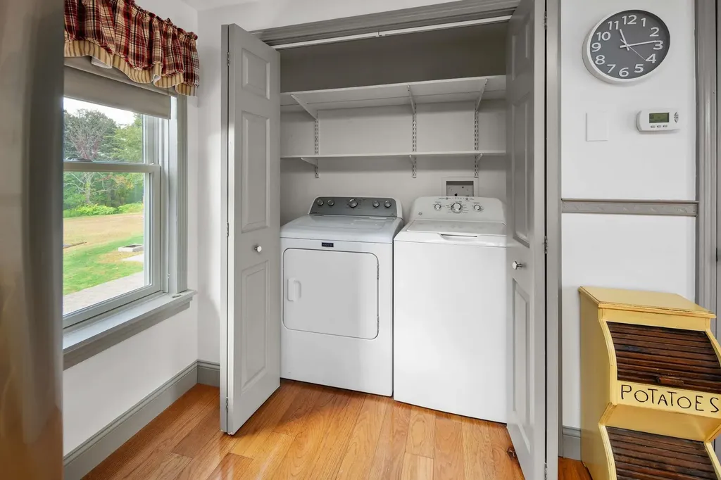 235 Hanscom Road Eliot ME 03903