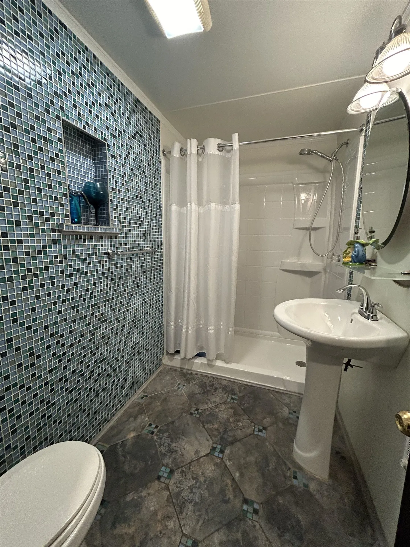 274 Gilsum Street Keene NH 03431-9998