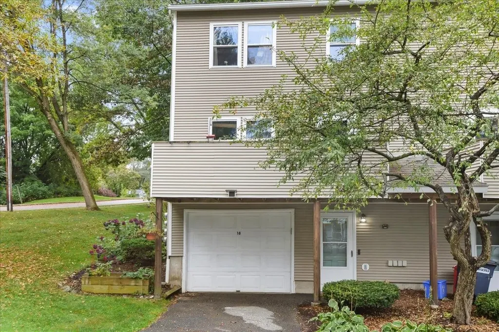 18 Valade Park Burlington VT 05408