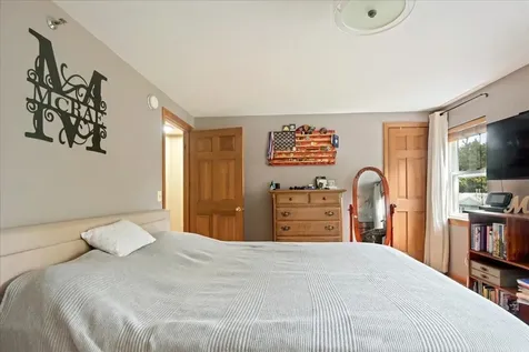 18 Valade Park Burlington VT 05408