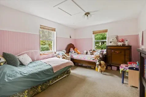 18 Valade Park Burlington VT 05408