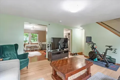 18 Valade Park Burlington VT 05408