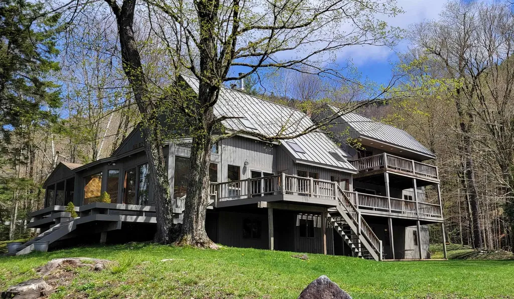 3755 River Road Killington VT 05751