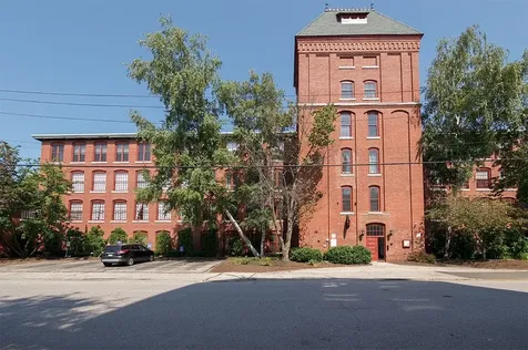 470 Silver Street Manchester NH 03103