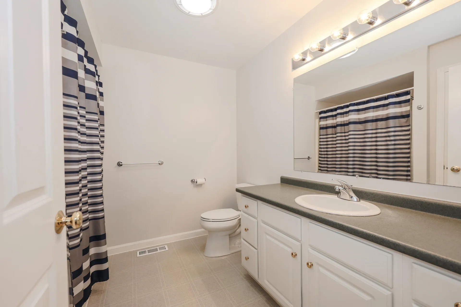 36 Pleasant Street Windham NH 03087