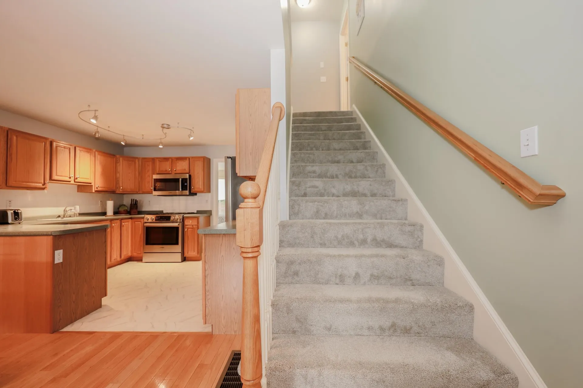 36 Pleasant Street Windham NH 03087