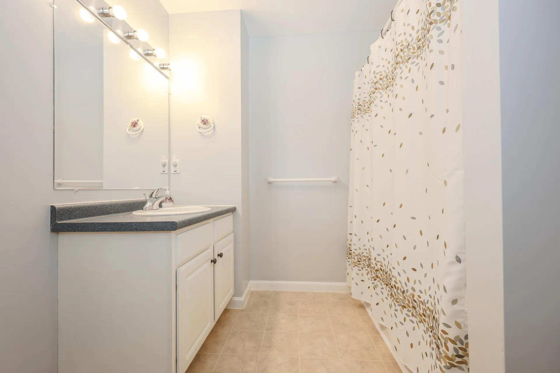 36 Pleasant Street Windham NH 03087