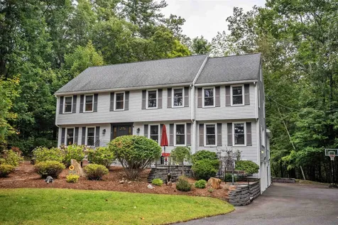 10 Zion Hill Road Salem NH 03079
