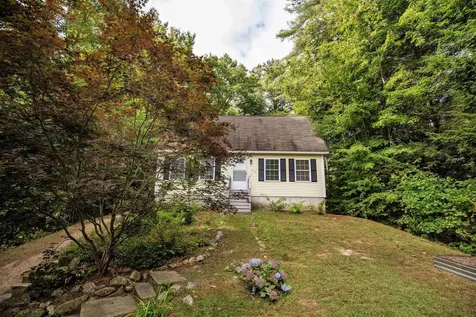 44 Seminole Road Hillsborough NH 03244