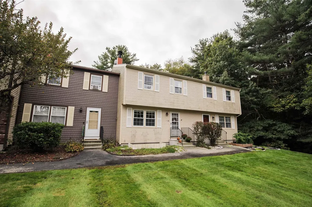 21 Stonegate Lane Derry NH 03038