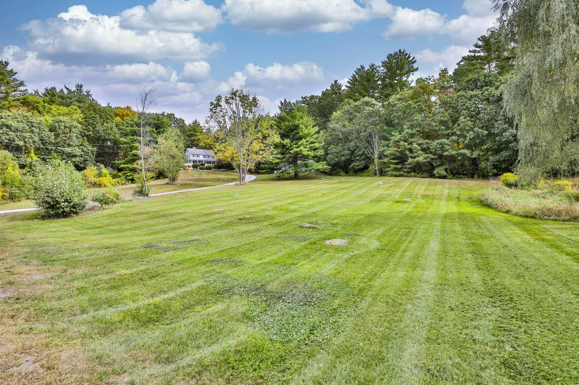 2 Mont Vernon Street Amherst NH 03031