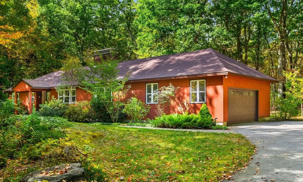 29 Alsun Drive Hollis NH 03049