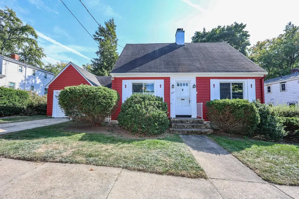 283 North Street Manchester NH 03104